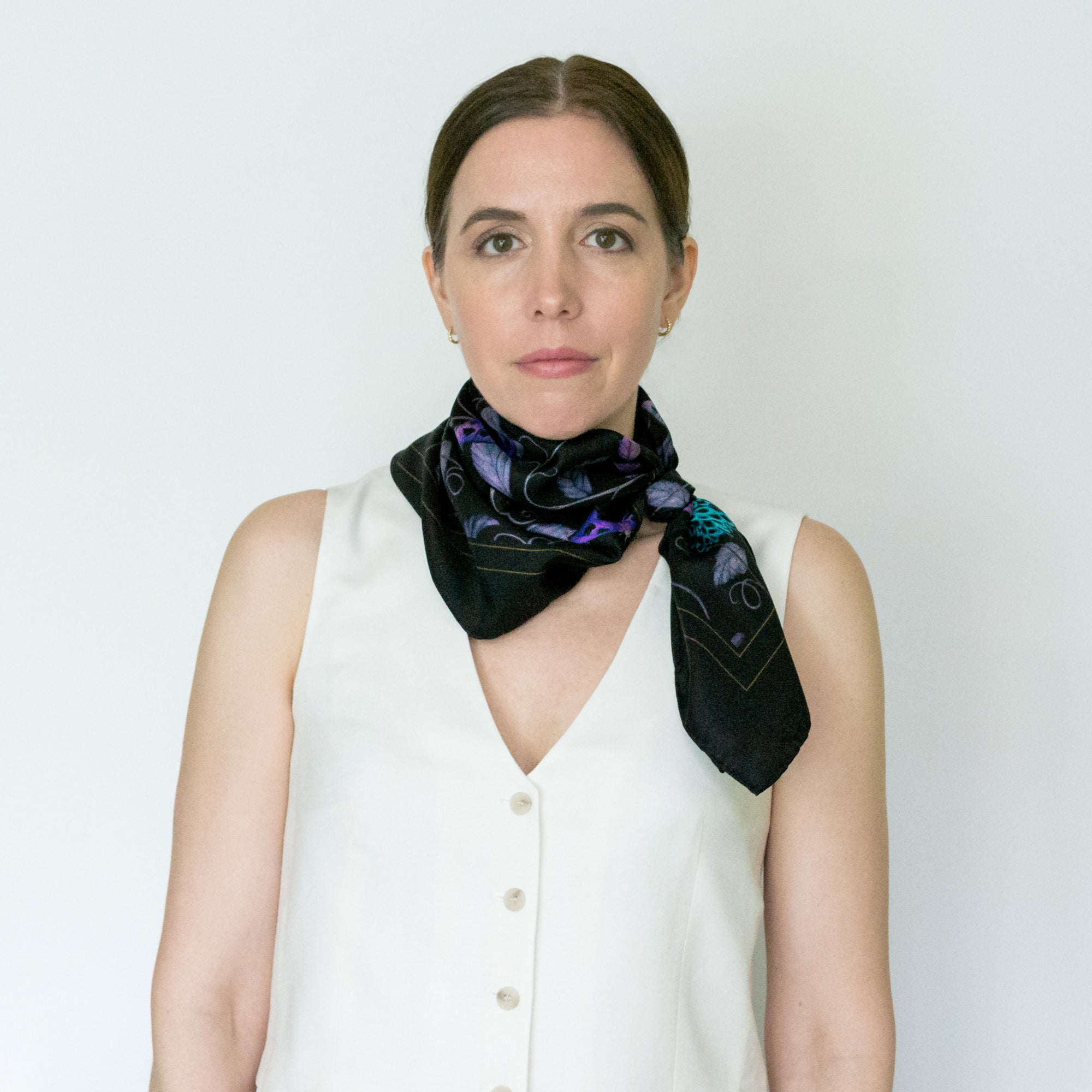 Midnight Dahlia | 65X65CM